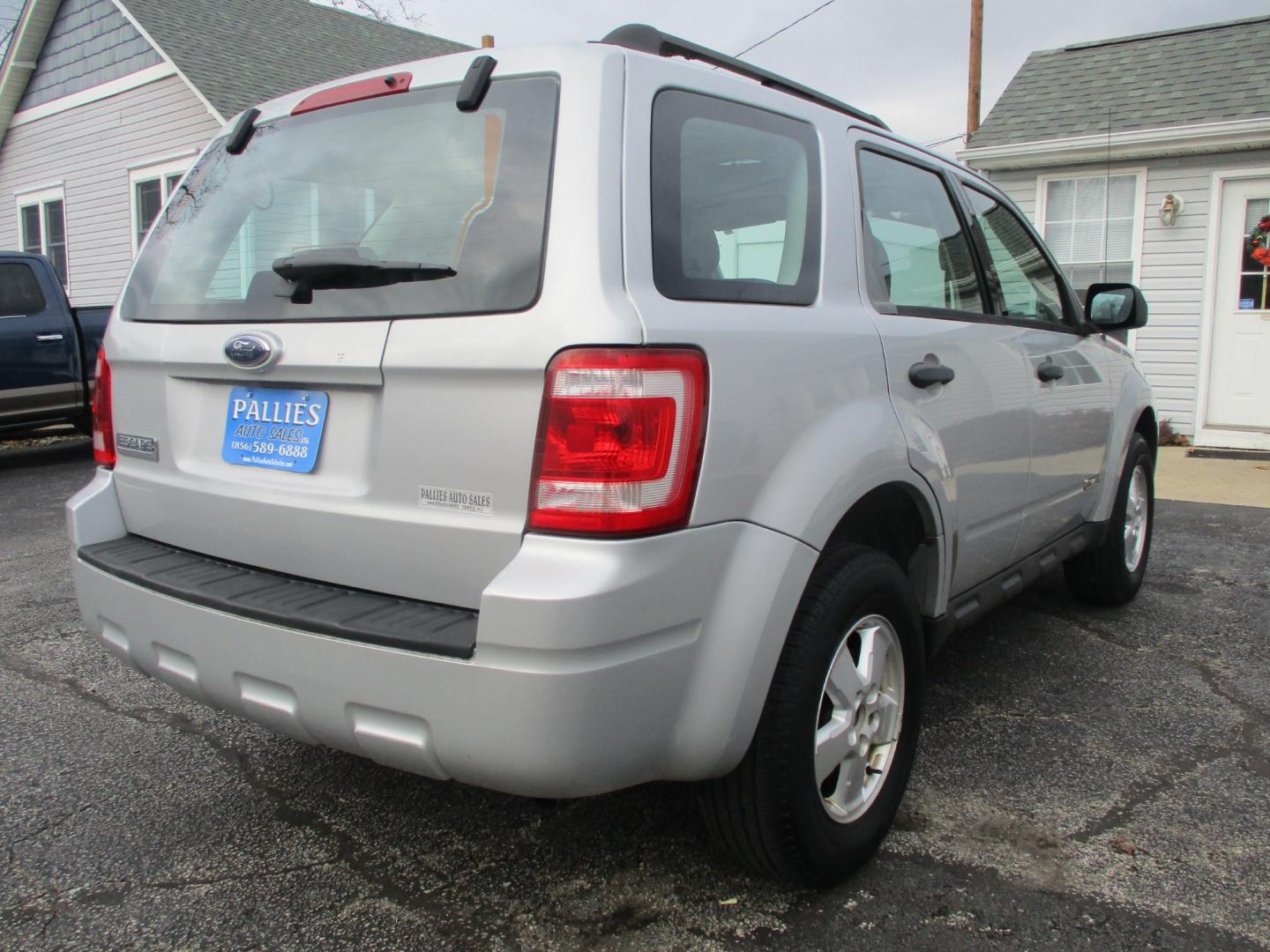 2008 SILVER Ford Escape (1FMCU02Z68K) , AUTOMATIC transmission, located at 540a Delsea Drive, Sewell, NJ, 08080, (856) 589-6888, 39.752560, -75.111206 - Photo#6